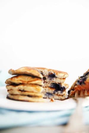 5-Ingredient Protein Pancakes - Lexi's Clean Kitchen