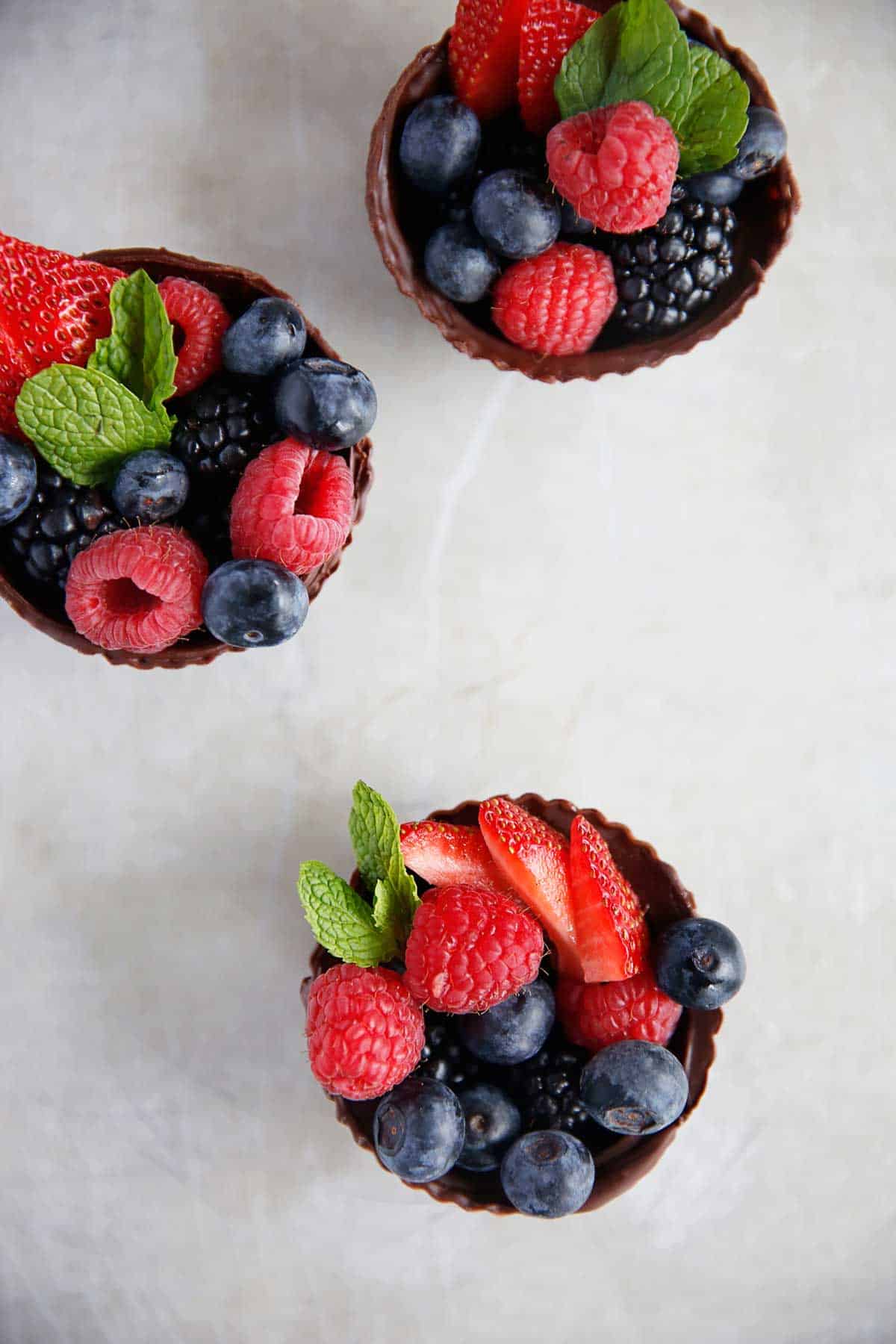 Chocolate cups filled with fruit