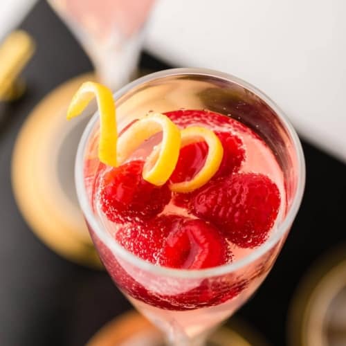 https://lexiscleankitchen.com/wp-content/uploads/2013/12/French-Kiss-Cocktail-7-500x500.jpg