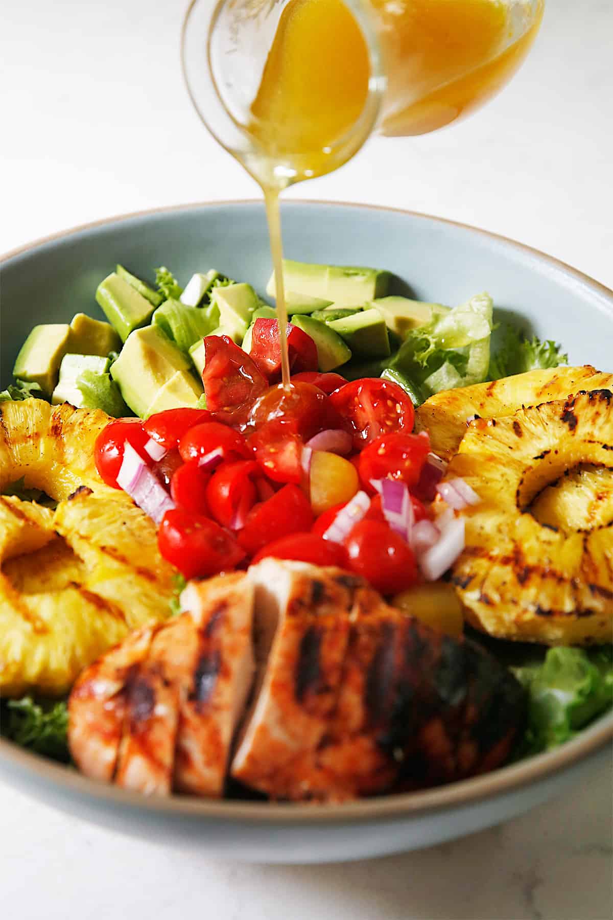 Meal Prep Grilled Lime Chicken and Avocado Salad - Pretty