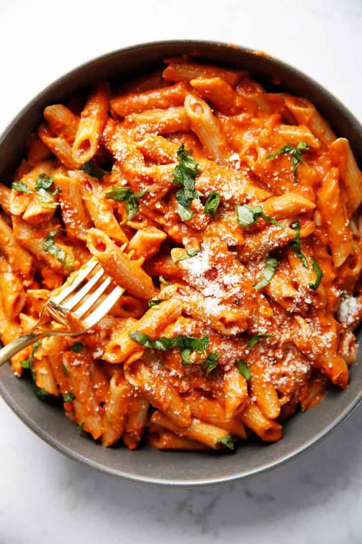 Easy Vodka Sauce (For Pasta Alla Vodka) - Lexi's Clean Kitchen