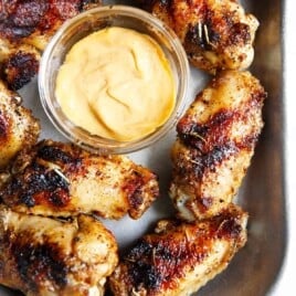 A plate of dry-rubbed grilled wings.