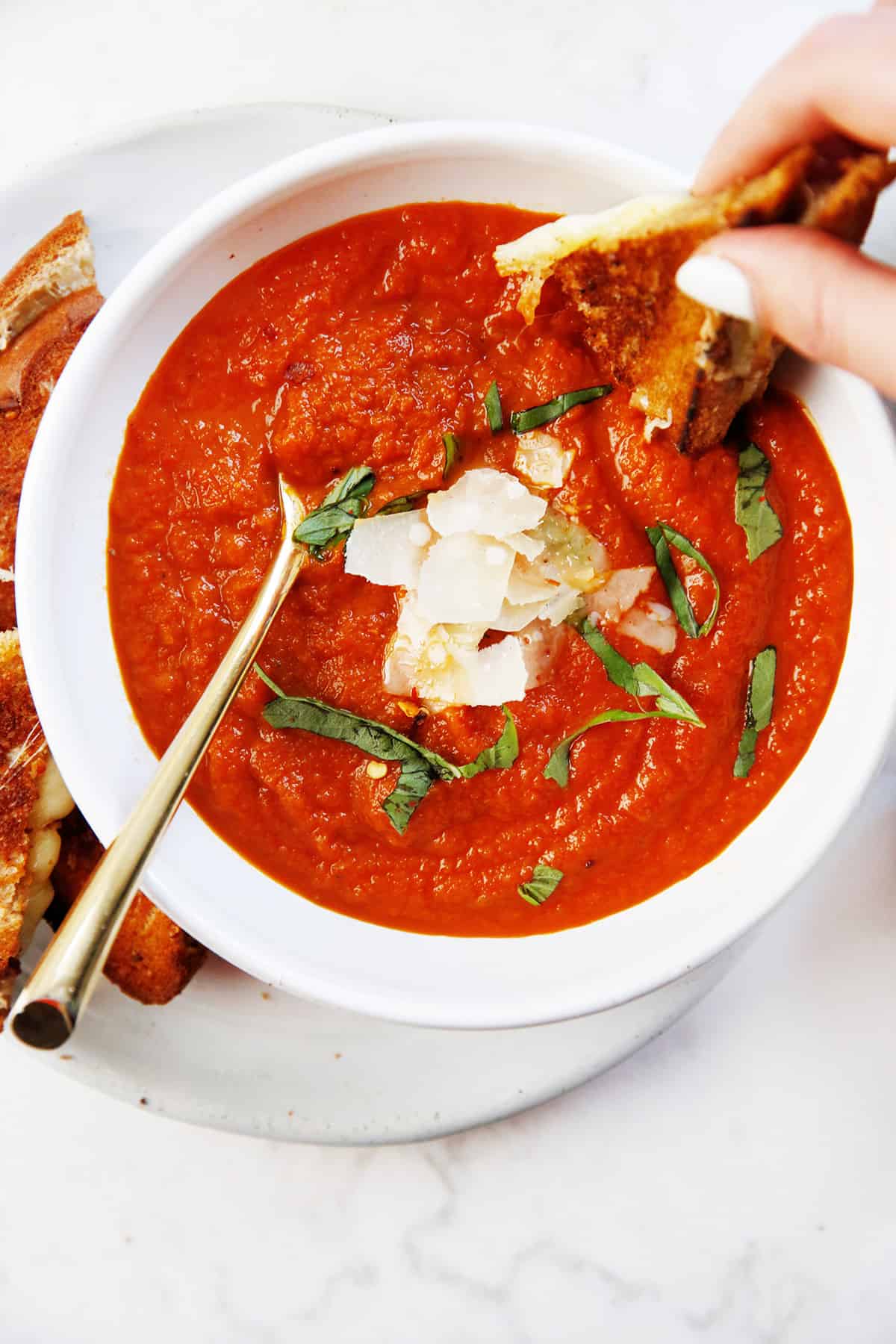 tomato basil soup recipe with grilled cheese dipped in