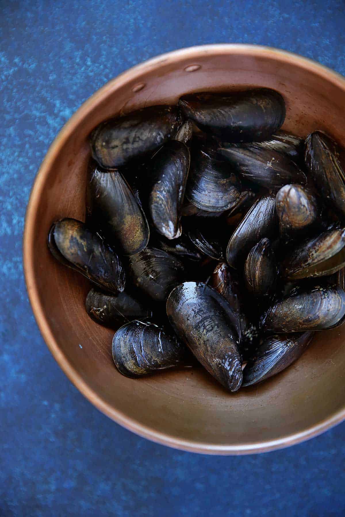 Mussels with Creamy Dijon Sauce