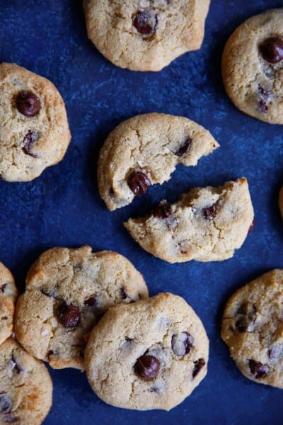 Super Easy Paleo Chocolate Chip Cookies - Lexi's Clean Kitcehn