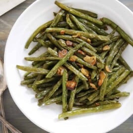 Garlicky Blistered Green Beans - Lexi's Clean Kitchen