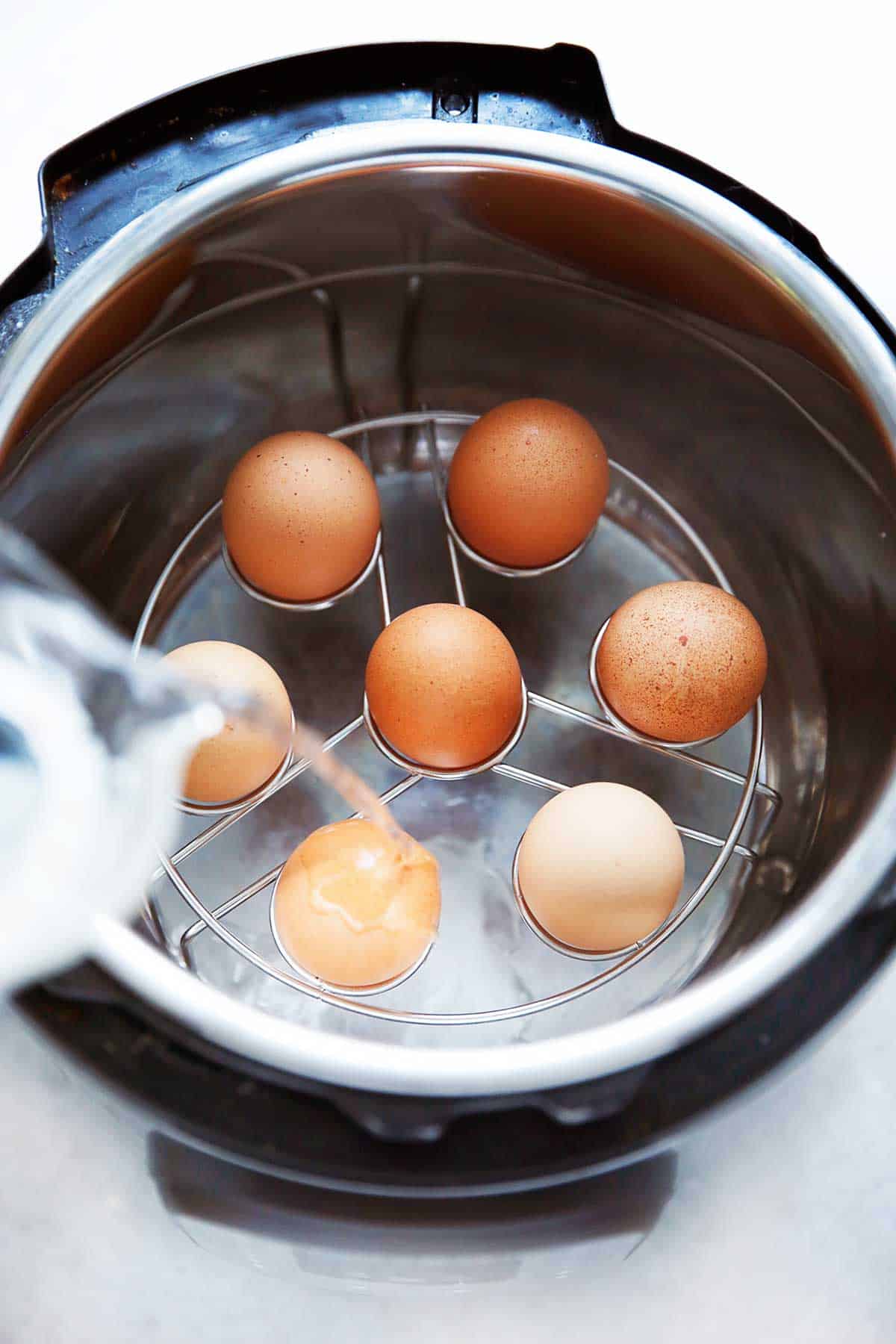 how to hard boil eggs in the instant pot
