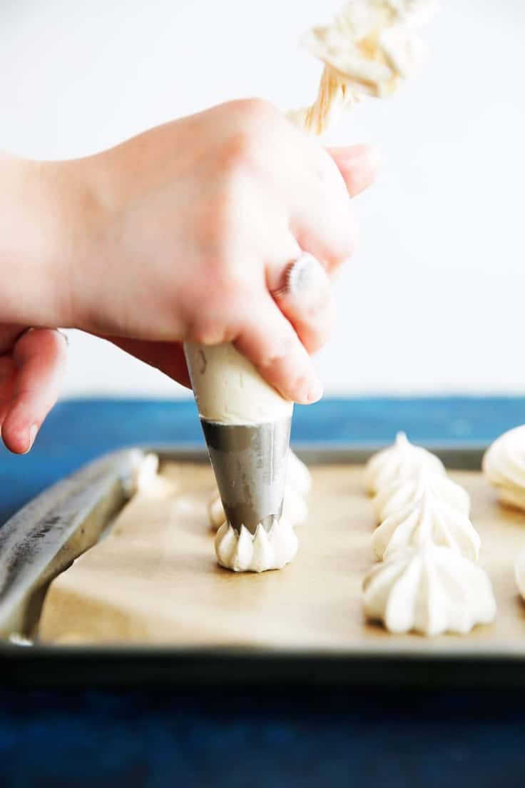 Easy Maple Meringue Cookies (Paleo & Refined Sugar Free) - Lexi's Clean ...