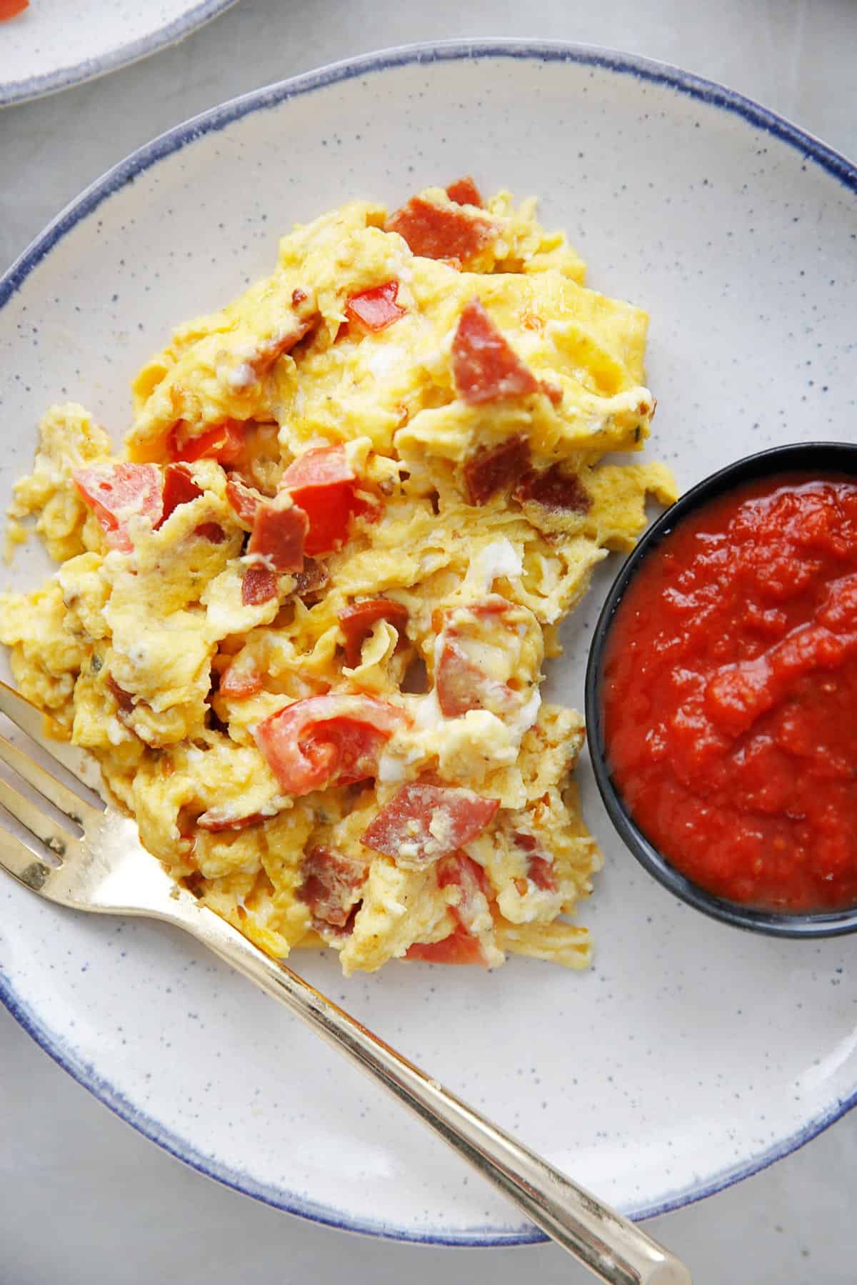 Easy Pizza Scrambled Eggs