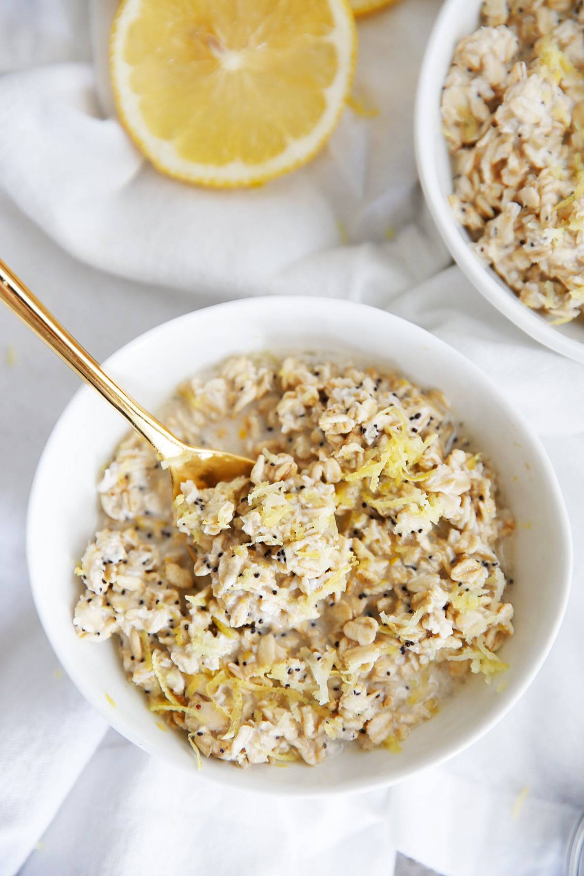 lemon poppy seed overnight oats