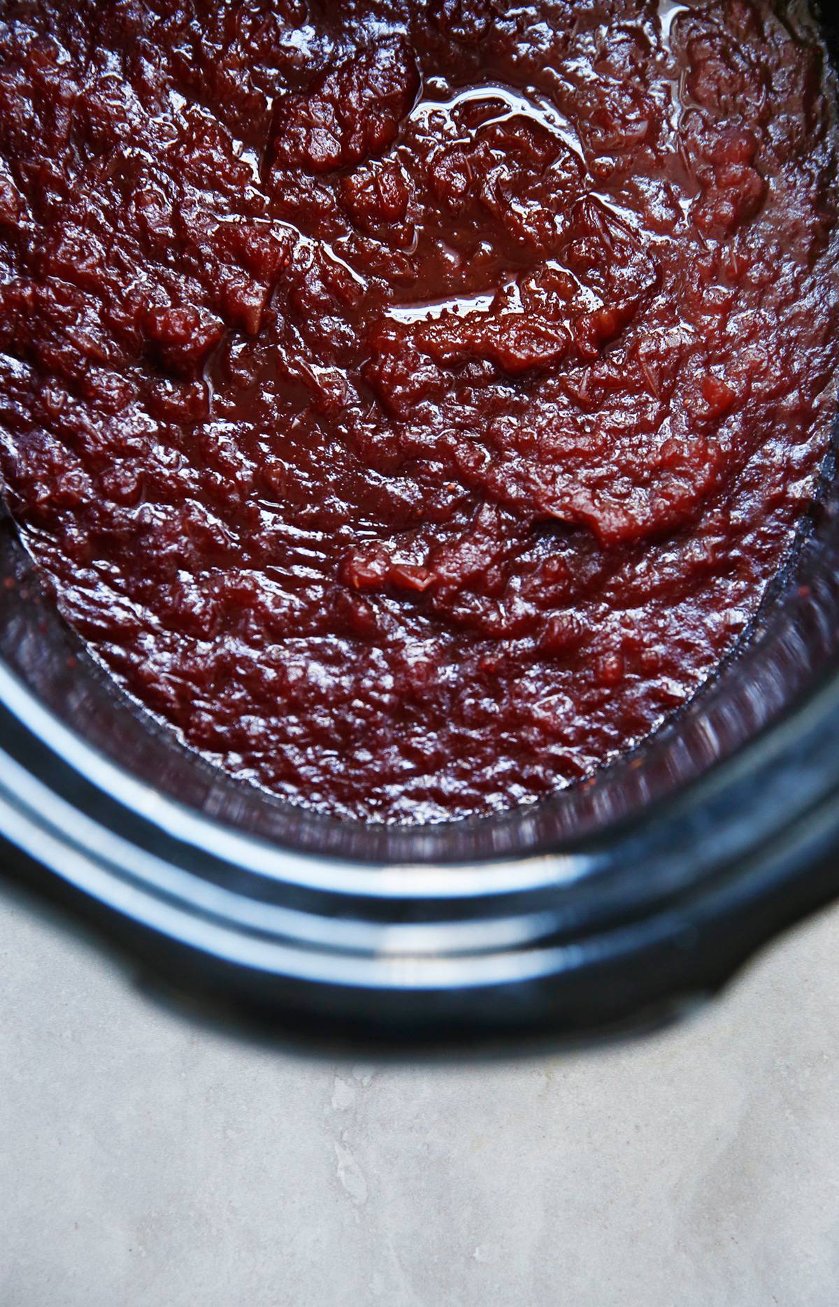 Slow cooker cranberry sauce