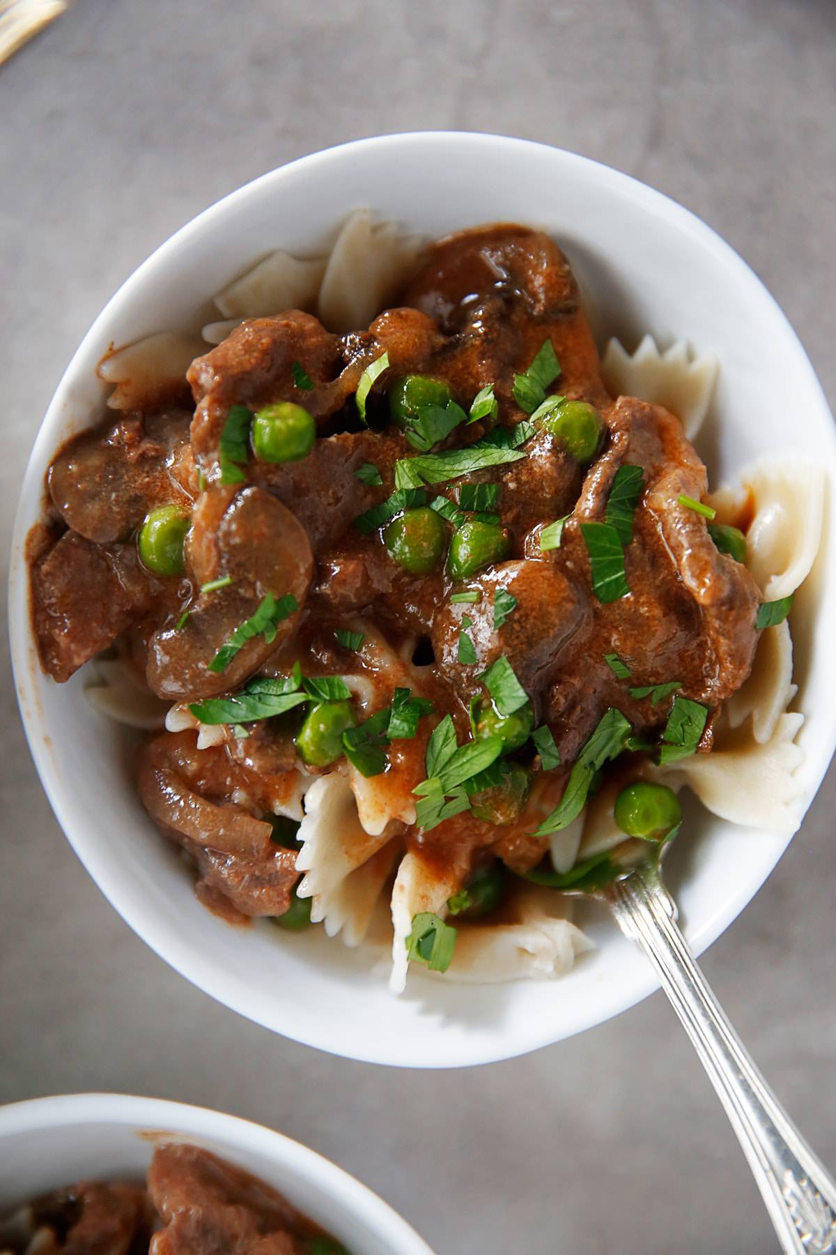How do you make beef stroganoff in a pressure cooker