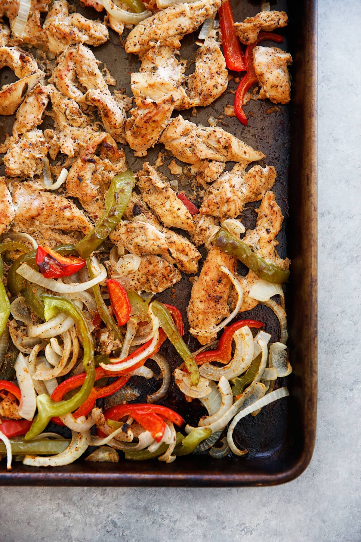 Sheet Pan Chicken Fajitas Lexi S Clean Kitchen