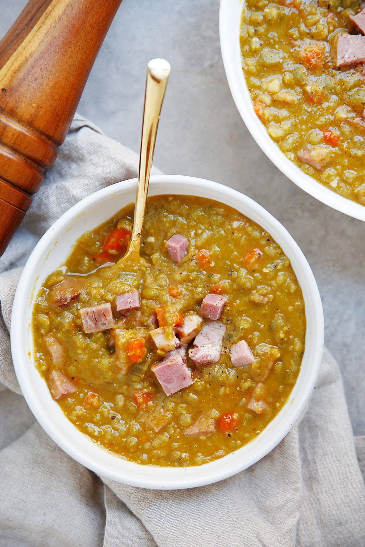 Split pea soup with ham in a bowl