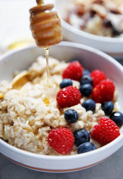 The Ultimate Guide on How To Make Oatmeal - Lexi's Clean Kitchen