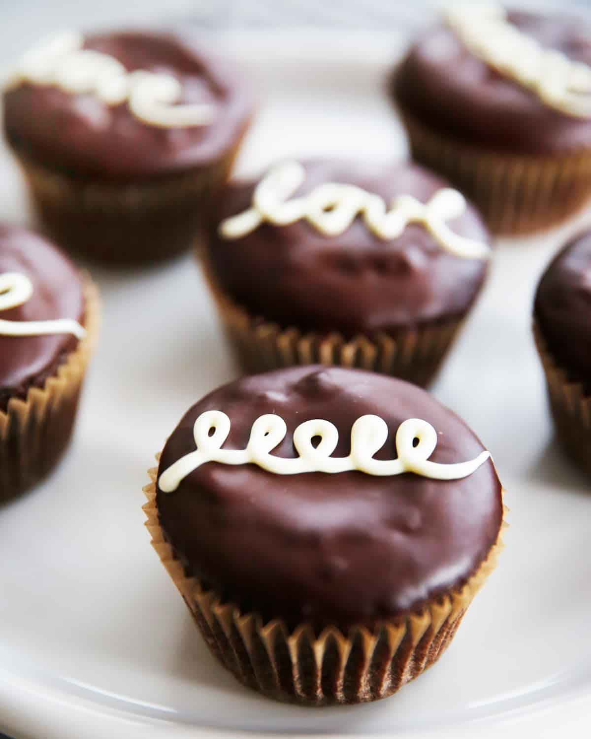 hostess cupcakes on a plate.