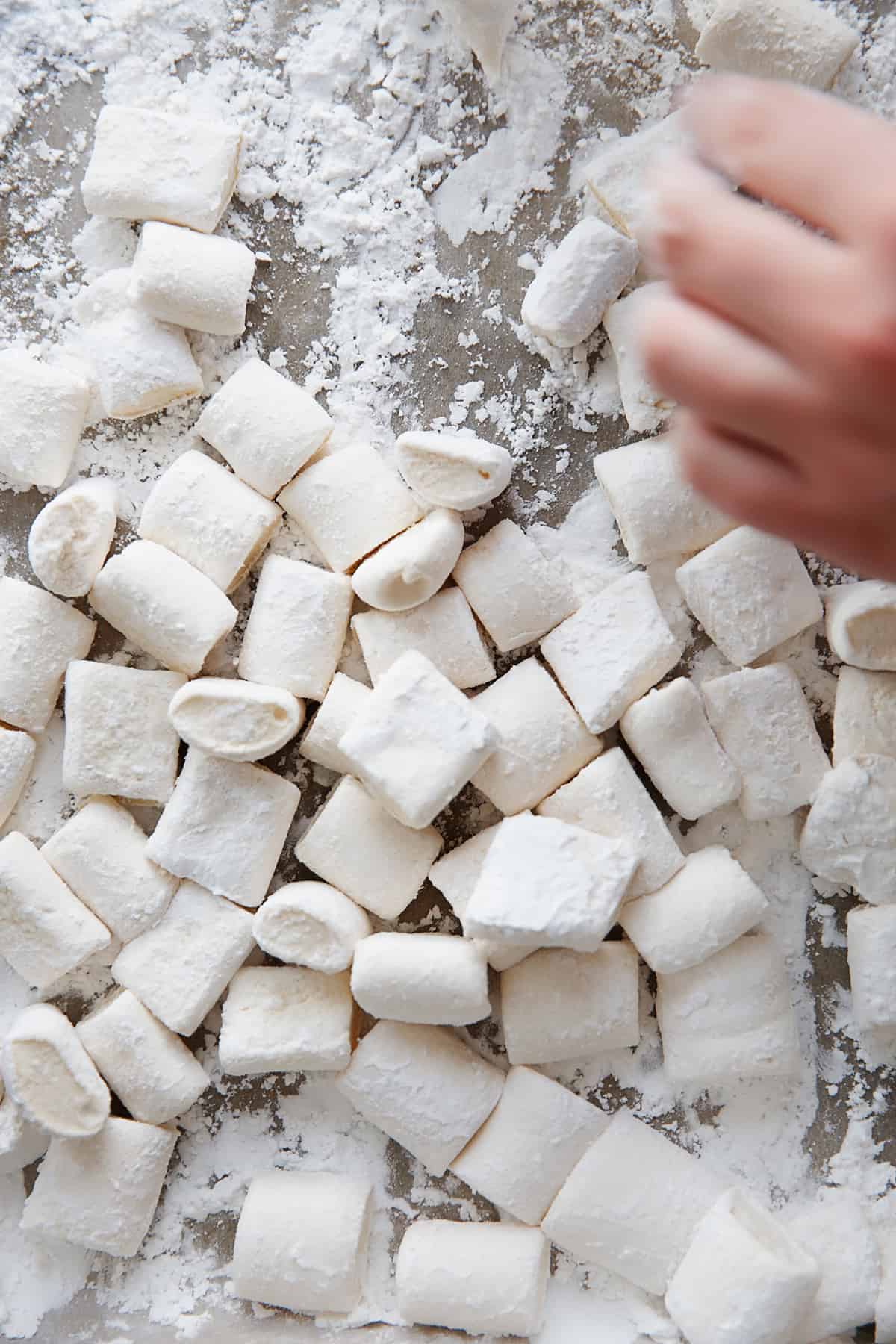 Homemade Marshmallows Recipe: How to Make Homemade Marshmallows