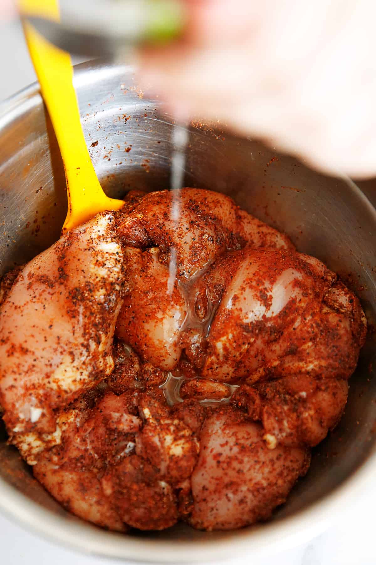 bowl of meat for chicken taco recipe