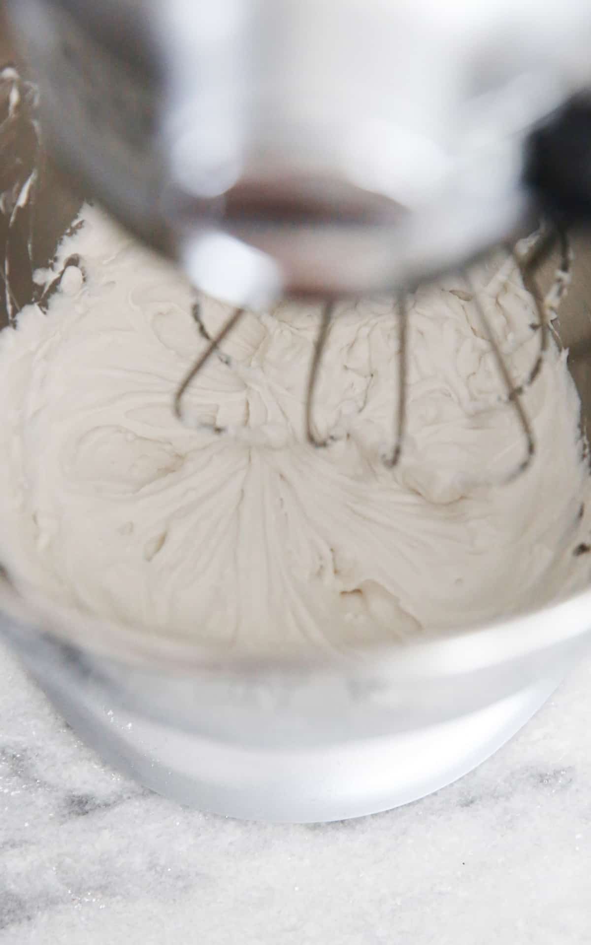 HOW TO MAKE COCONUT WHIPPED CREAM