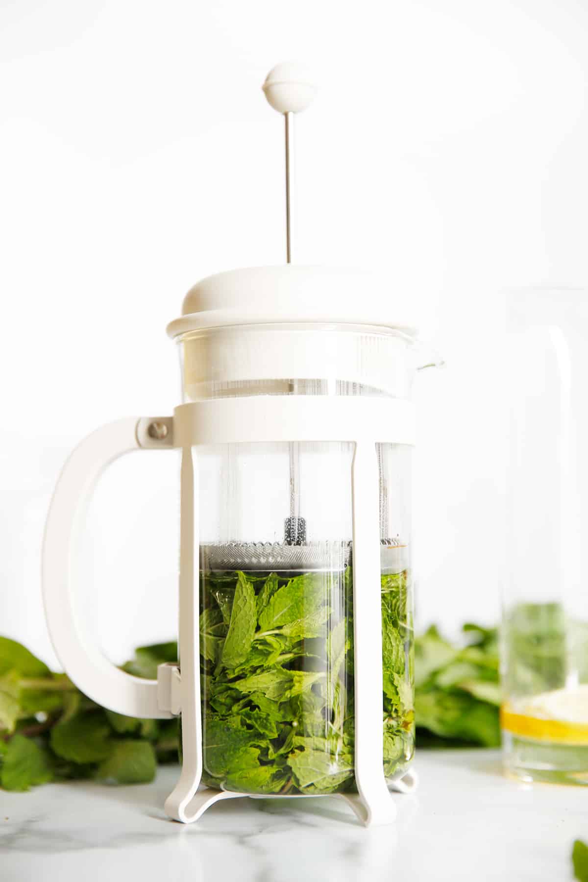How to Make Tea with a French Press