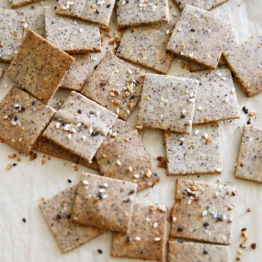 How to Make Gluten Free Crackers - Lexi's Clean Kitchen