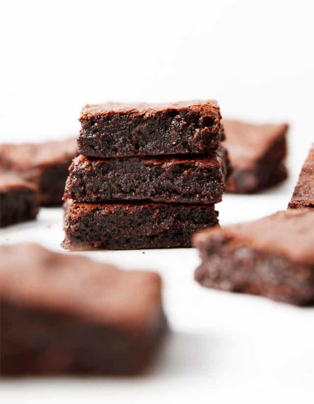 The BEST Fudgy Paleo Brownies (Kid-Friendly)