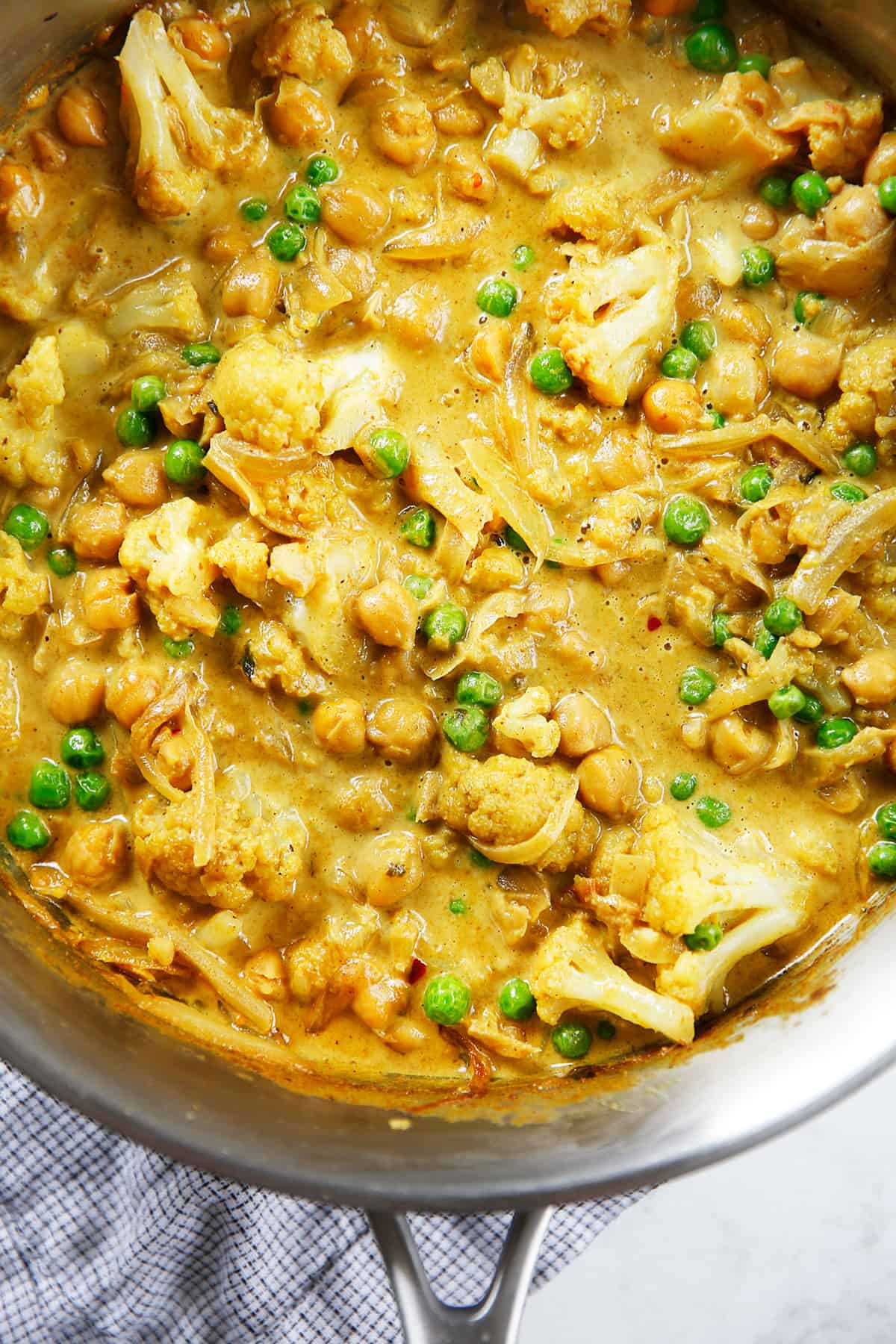 Cauliflower Curry in a Pan.