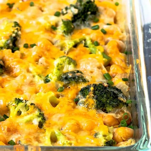 Healthy Broccoli Quinoa Casserole - Lexi's Clean Kitchen