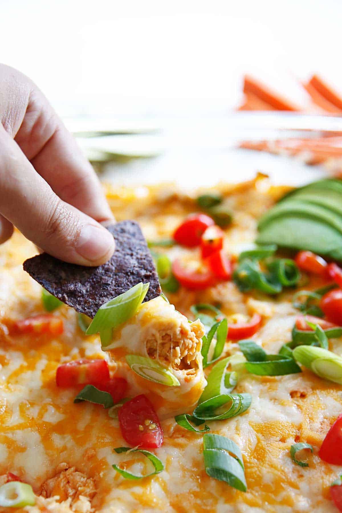 5-Ingredient Buffalo Chicken Baked Hummus Dip [VIDEO]