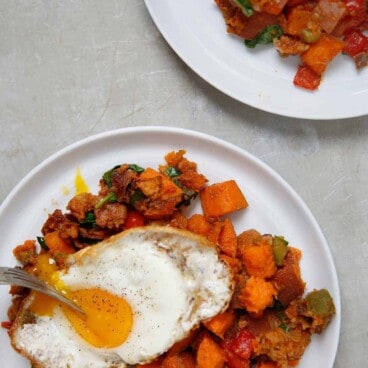 Loaded Sweet Potato Paleo Breakfast Hash - Lexi's Clean Kitchen