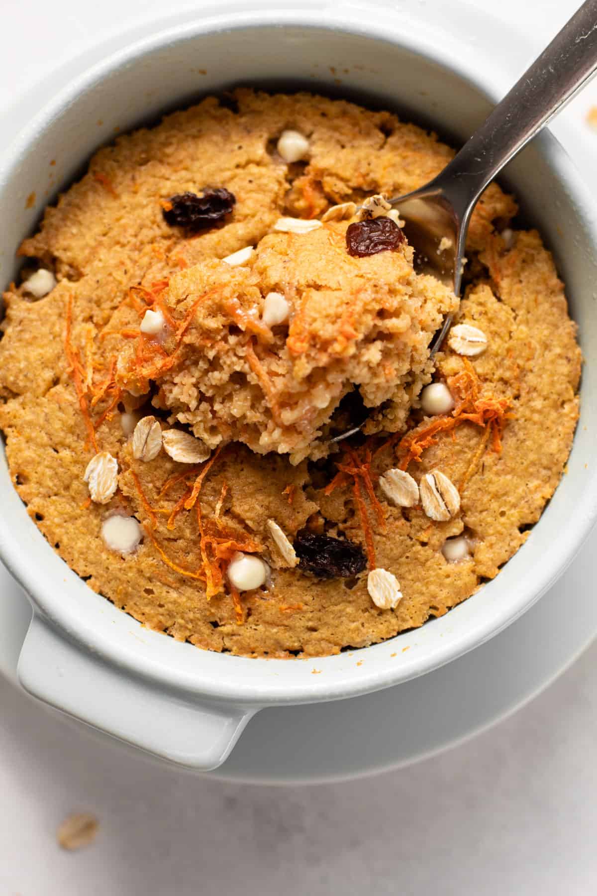 Baked blended oats with carrots and raisins.