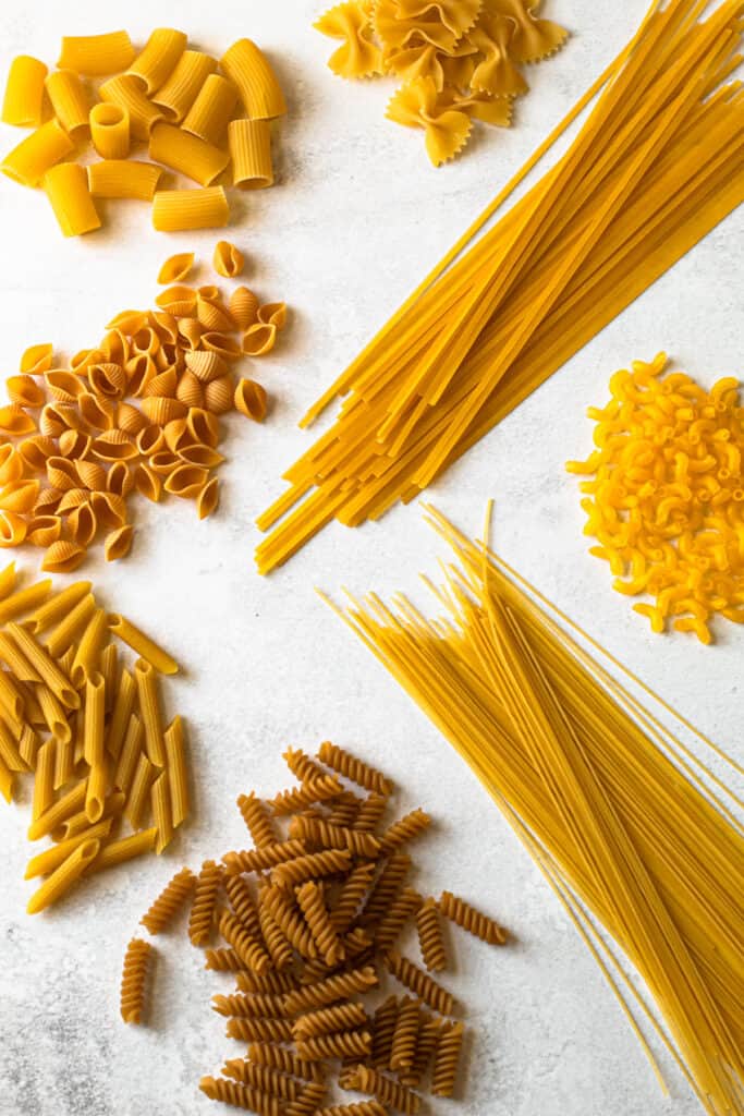 Different shapes of pasta