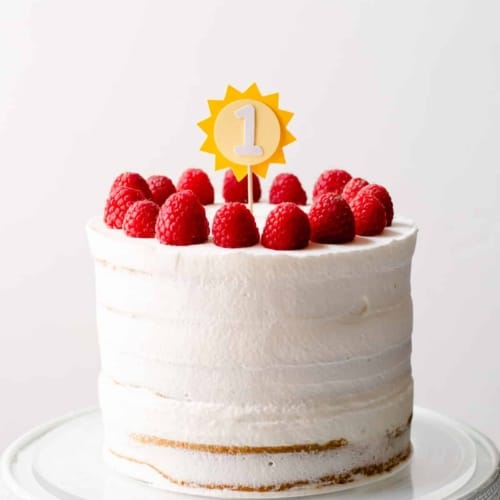 Banana Baby Birthday Smash Cake – Sugary & Buttery
