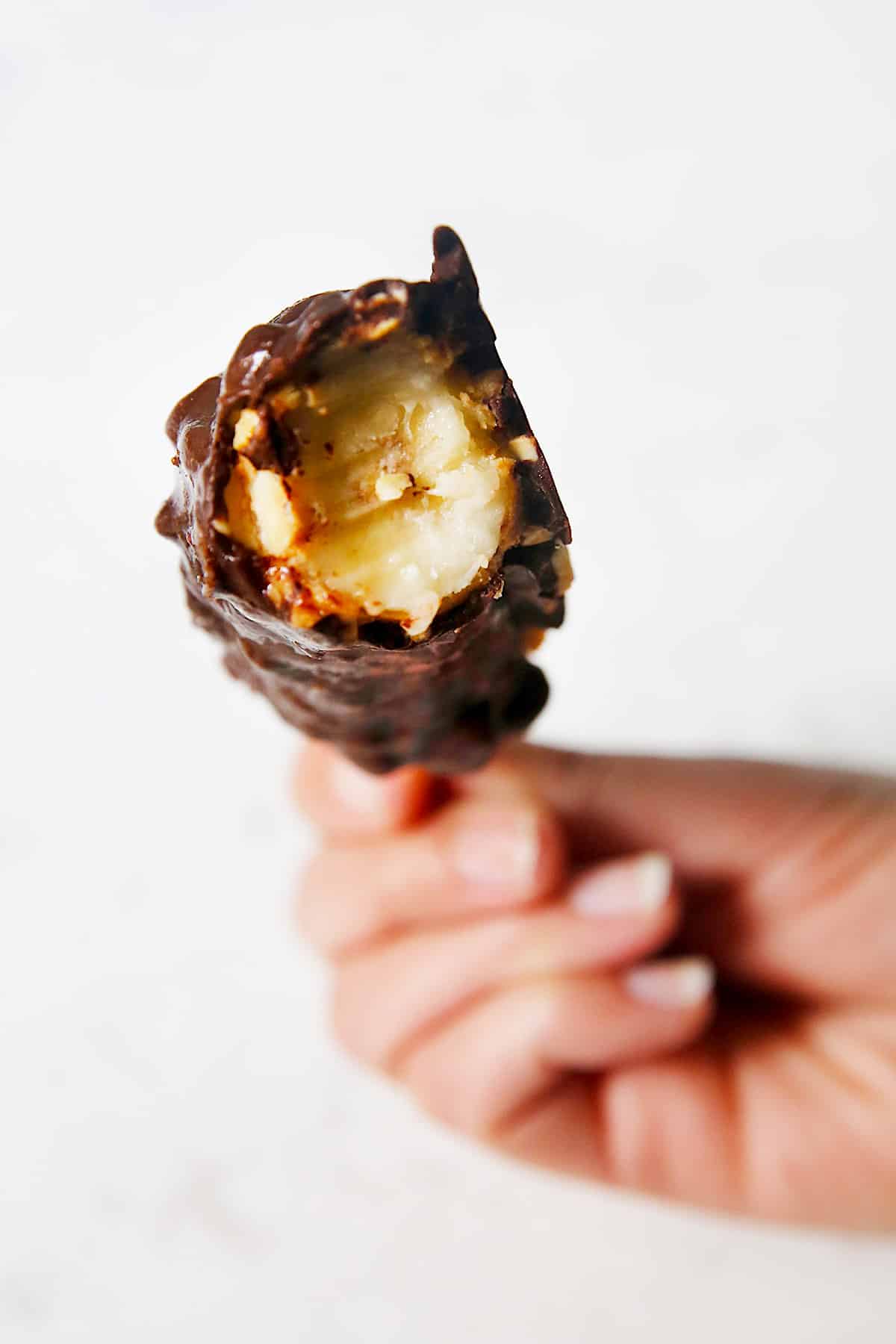 After School Snack Idea - Frozen Peanut Butter Banana Pops - Hey