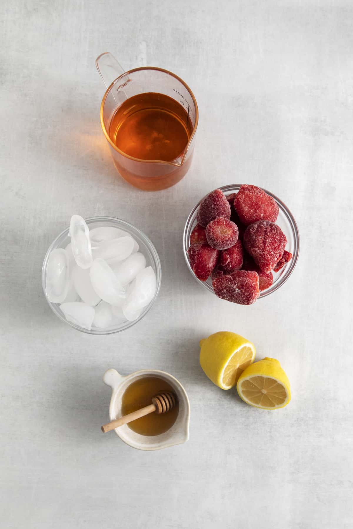 overhead of frosé ingredients.