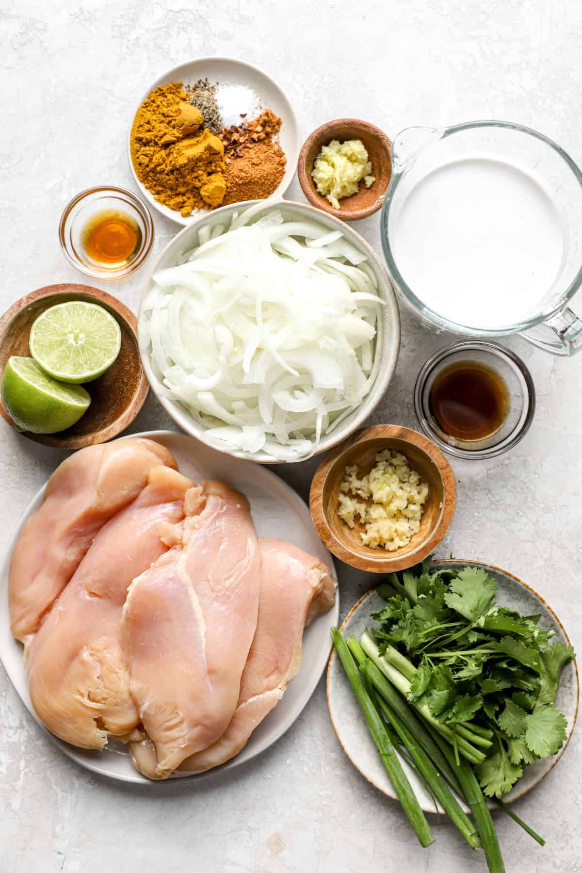 Ingredients to make crockpot curry chicken. 