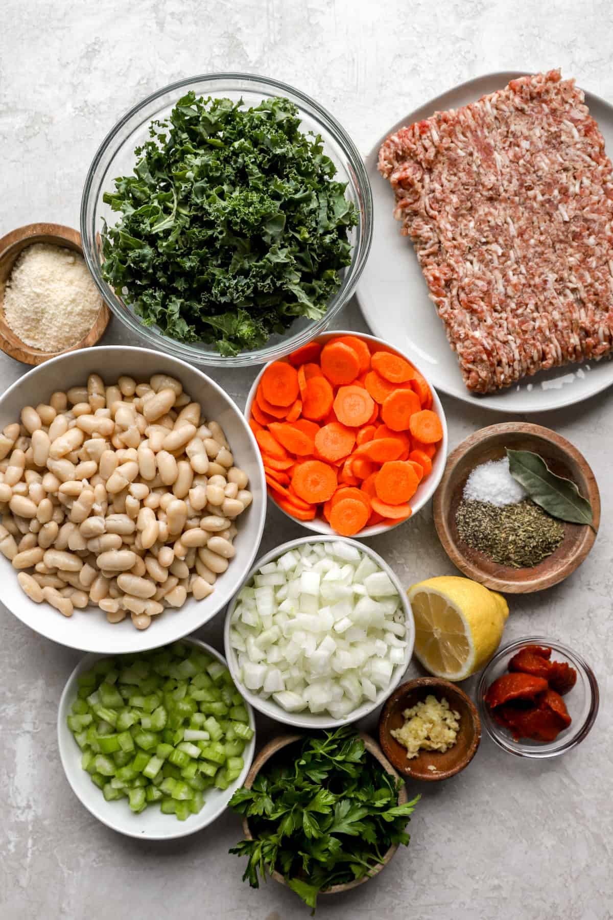 Ingredients to make Tuscan white bean soup. 