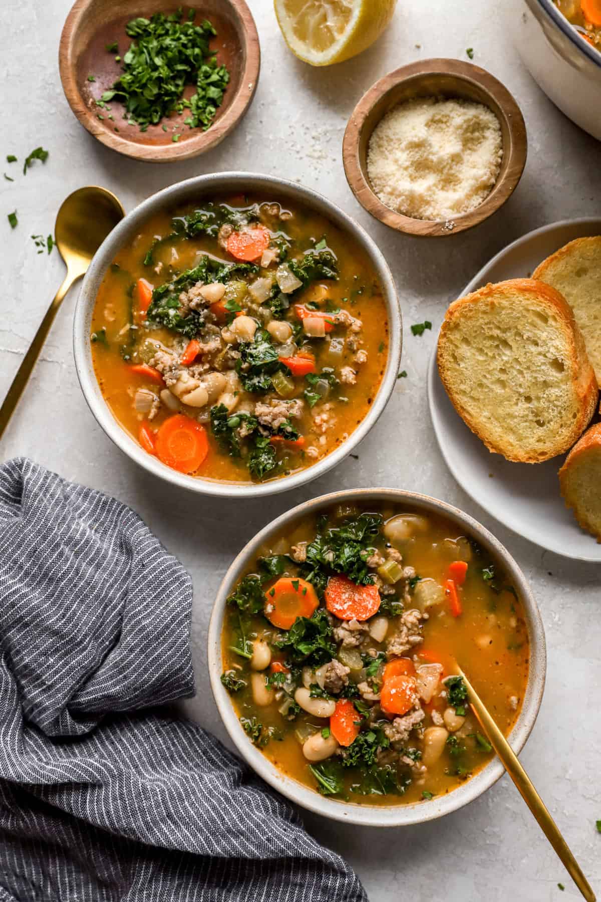 Two bowls of Tuscan white bean soup. 