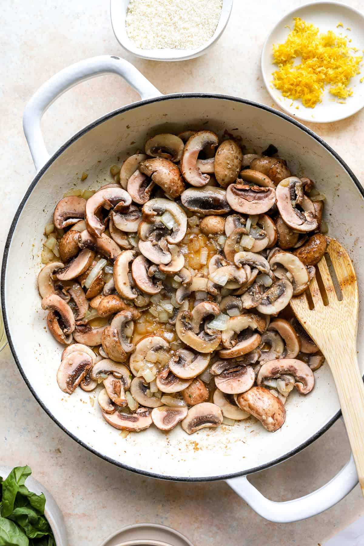 Mushrooms in a pot.